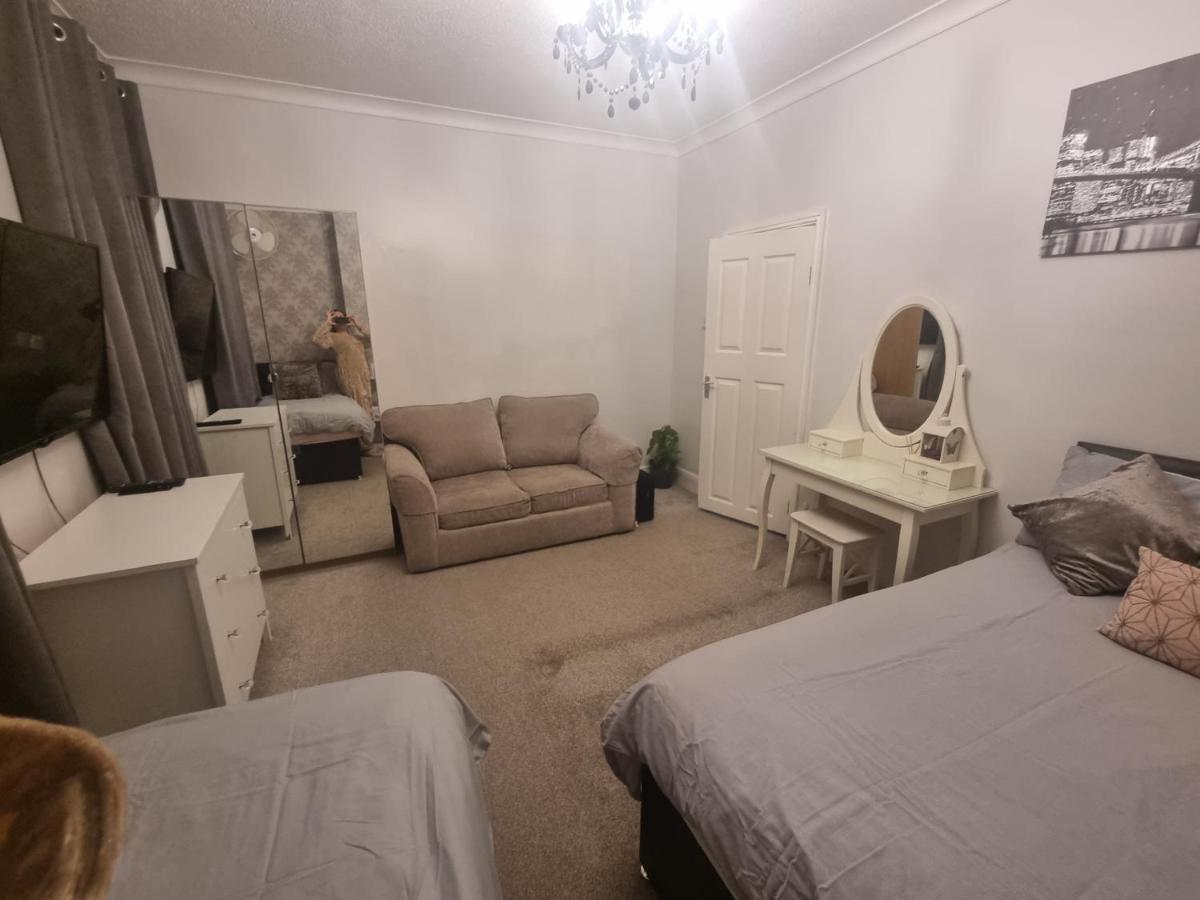 Private Luxury Double Room In Cardiff Zewnętrze zdjęcie