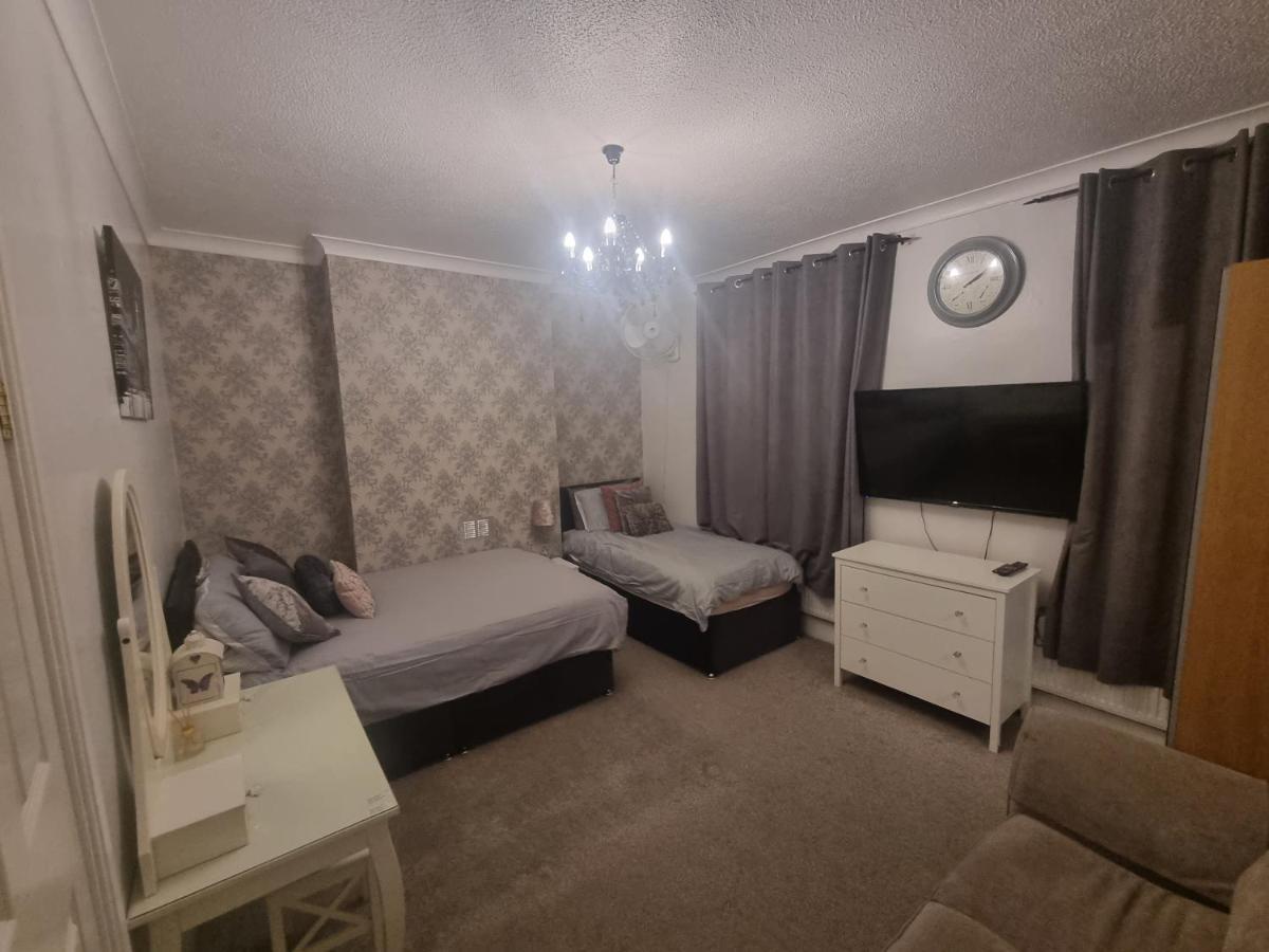 Private Luxury Double Room In Cardiff Zewnętrze zdjęcie